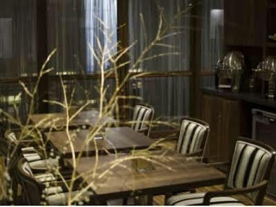 Отель The Belgrave 4*